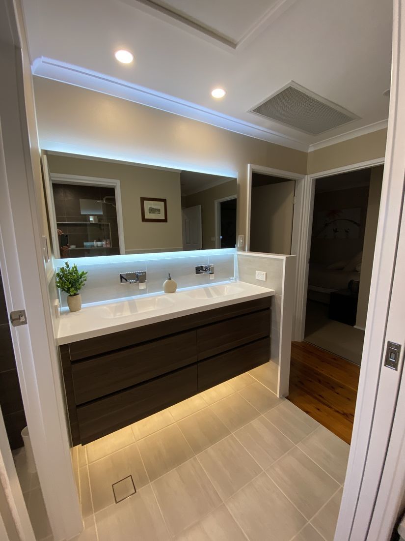 Rosemeadow 3-way detail 2